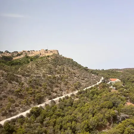 Maya מלון 3*