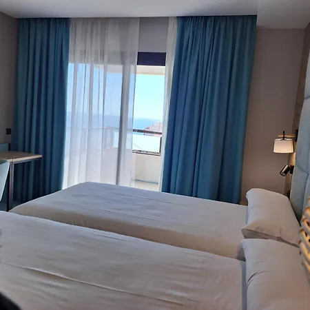 Hotel Maya